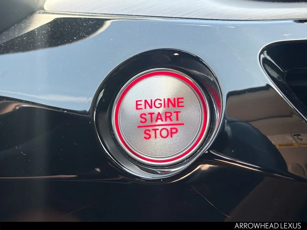 Used 2025 White Acura Technology Package image 21