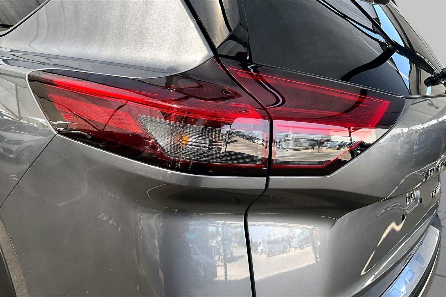 Used 2023 Gun Metallic Nissan Platinum image 29