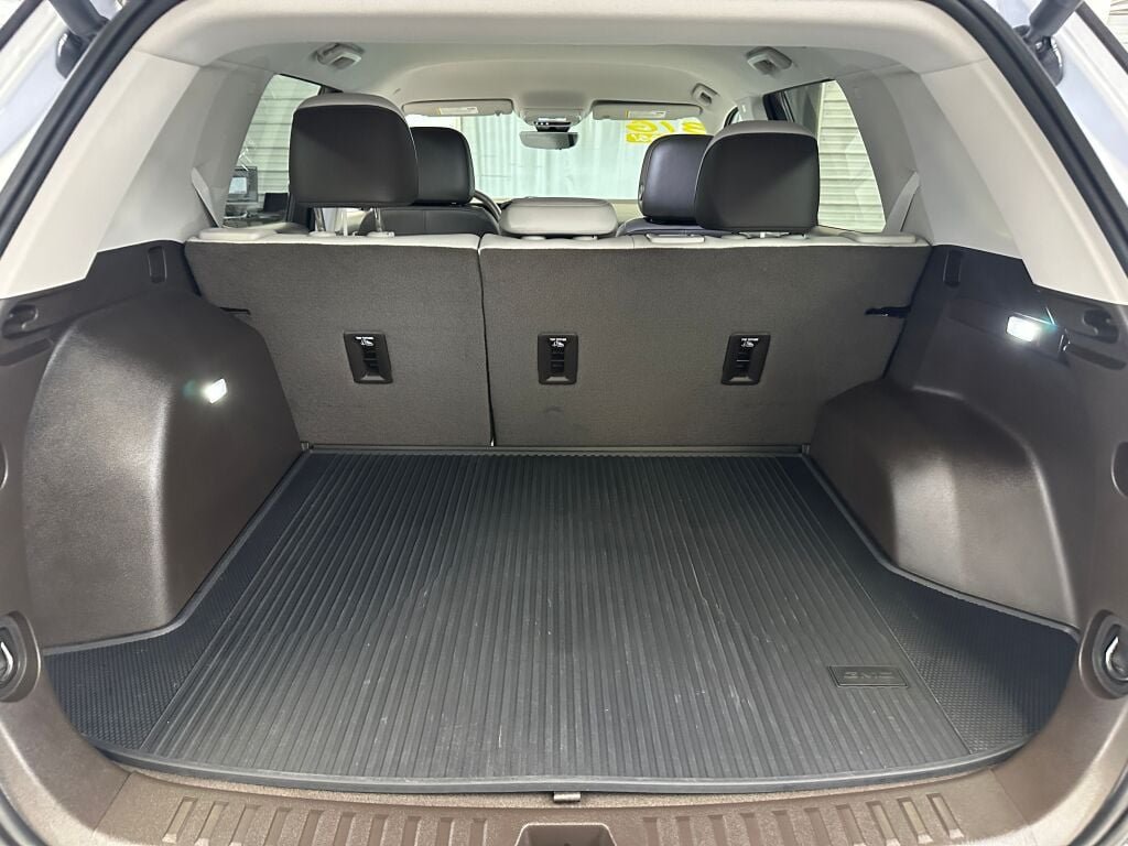 2026 GMC Terrain Denali - Photo 25