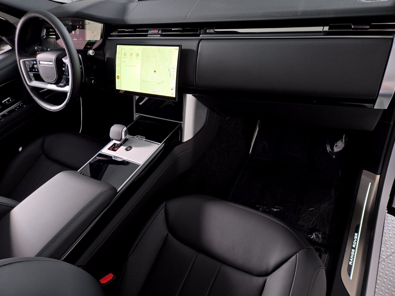 New 2026 Icy White Satin Land Rover SE image 19