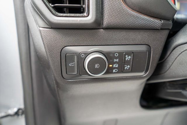 Used 2021 Silver Metallic Ford Badlands image 21
