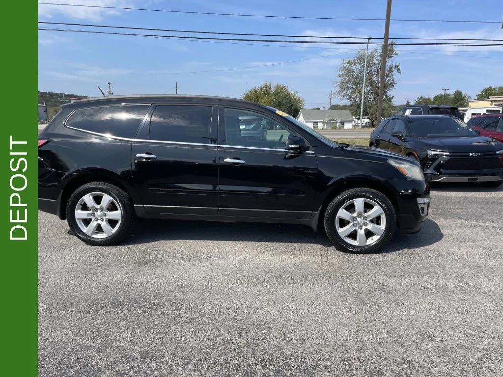 Used 2016 Chevrolet Traverse 1LT with VIN 1GNKRGKD5GJ195791 for sale in Fayetteville, TN