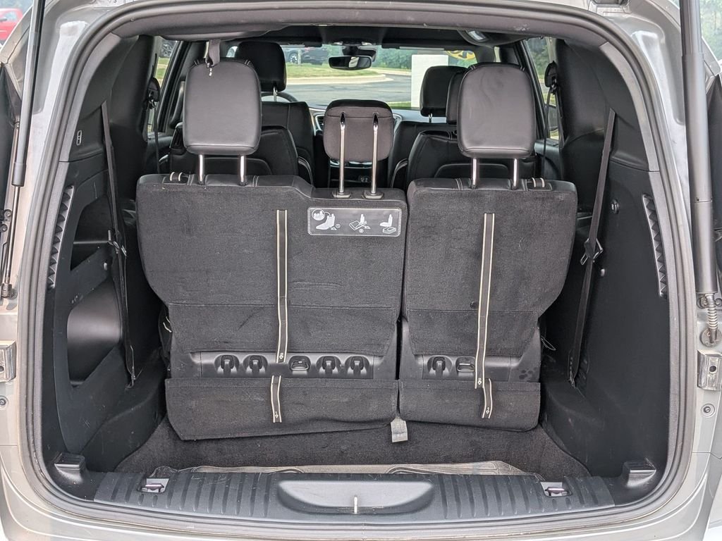 Used 2020 White Chrysler Launch Edition image 26