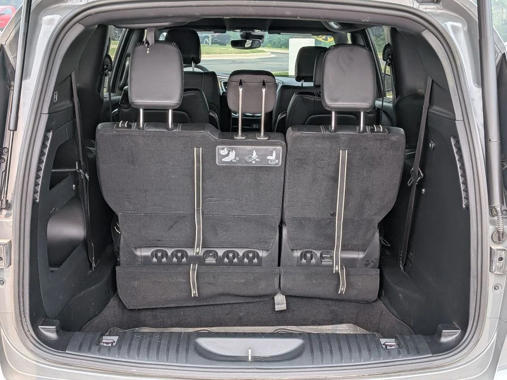 Used 2020 White Chrysler Launch Edition image 26
