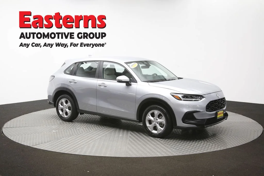 Used 2025 Silver Honda LX image 46