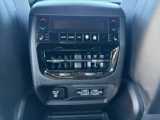 Used 2023 Black Jeep Overland image 41
