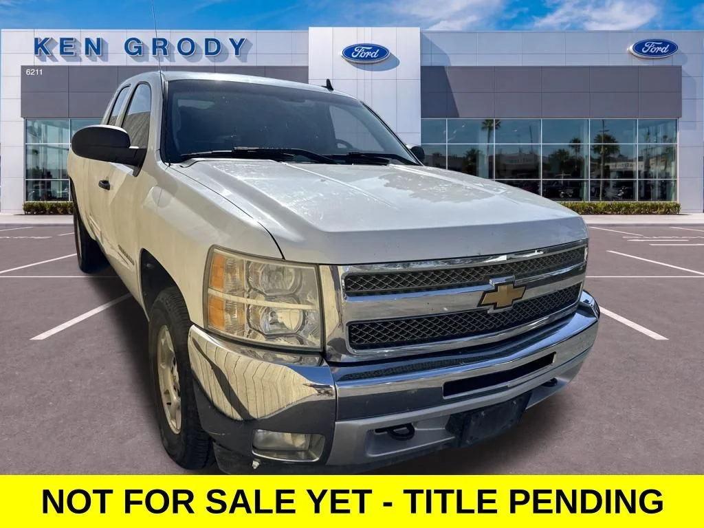 2012 Chevrolet Silverado 1500 LT 4X4 Extended Cab MWB's photo