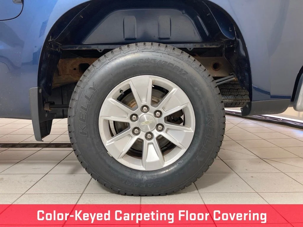Used 2020 Blue Chevrolet LT image 27