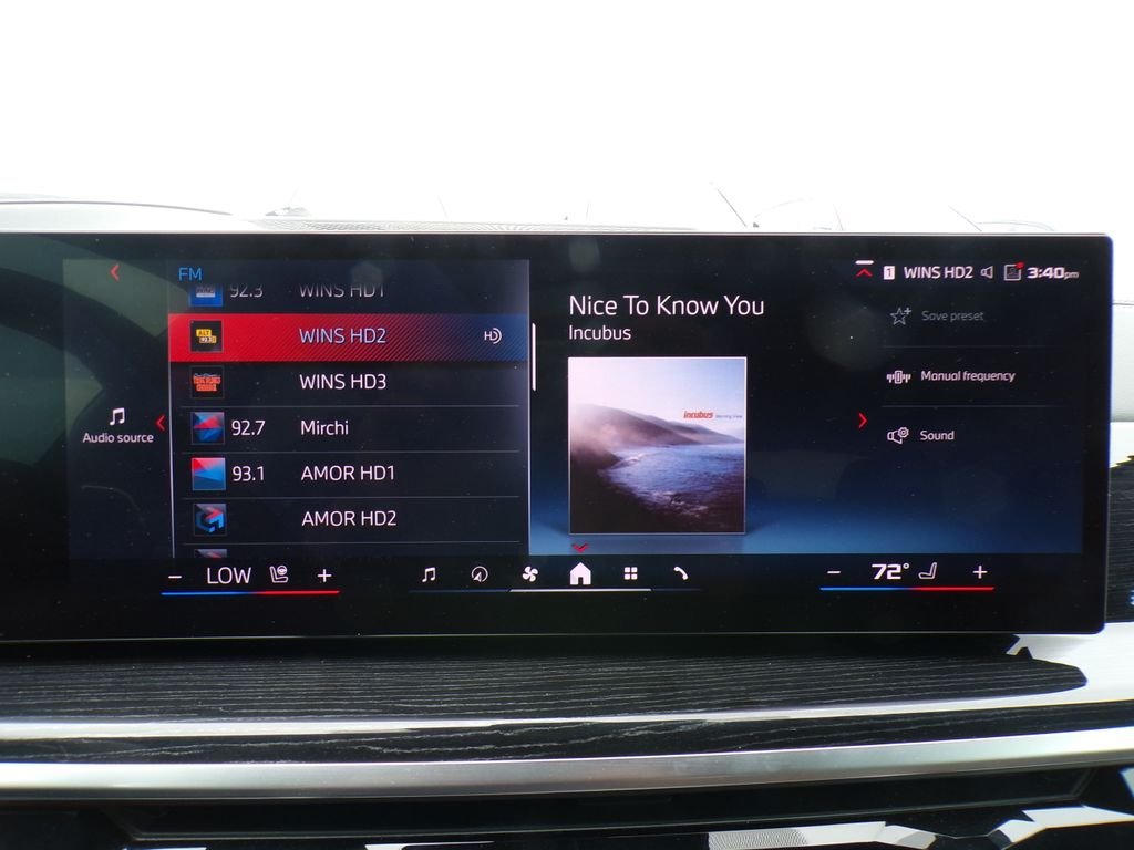 Certified Used 2024 Black Sapphire Metallic BMW M60i image 19