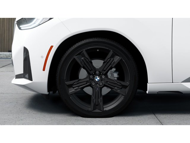 New 2026 Alpine White BMW 30 xDrive image 7
