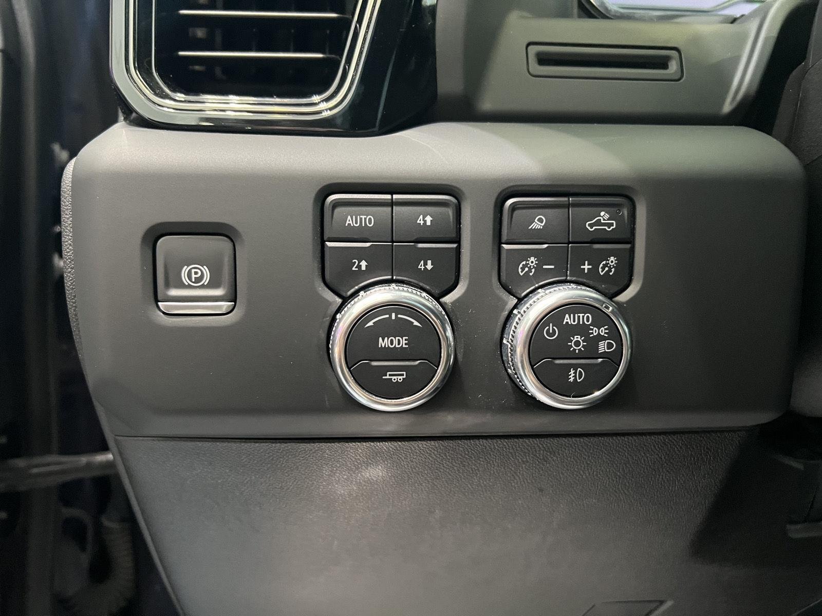 Used 2024 Titanium Rush Metallic GMC AT4 image 19