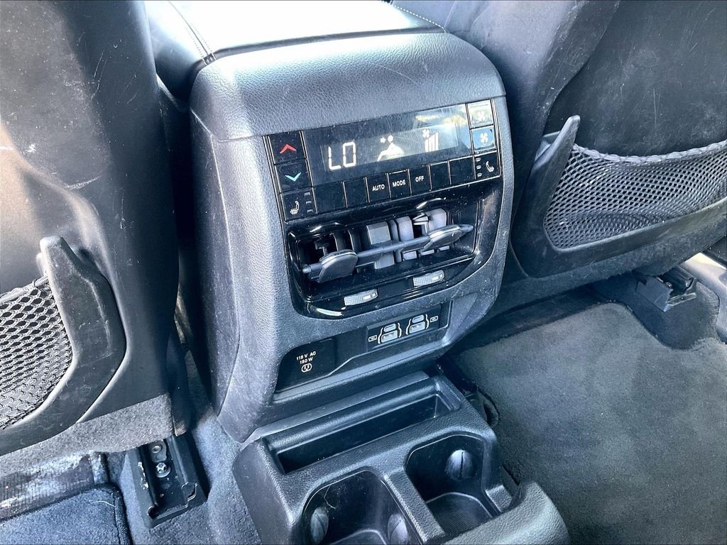 Used 2023 Baltic Gray Metallic Clearcoat Jeep Overland image 27