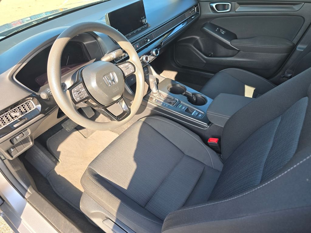 Used 2025 Silver Honda LX image 17