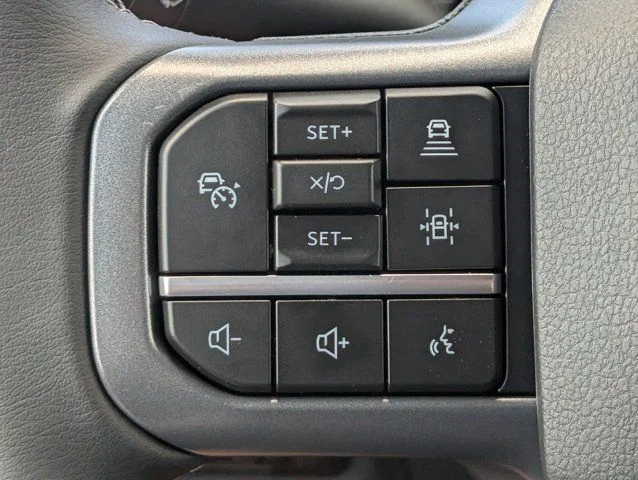 New 2026 Agate Black Metallic Ford XLT image 27