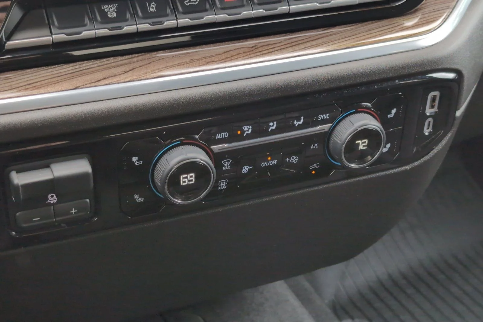 2025 Chevrolet Silverado 2500HD LT - Photo 20