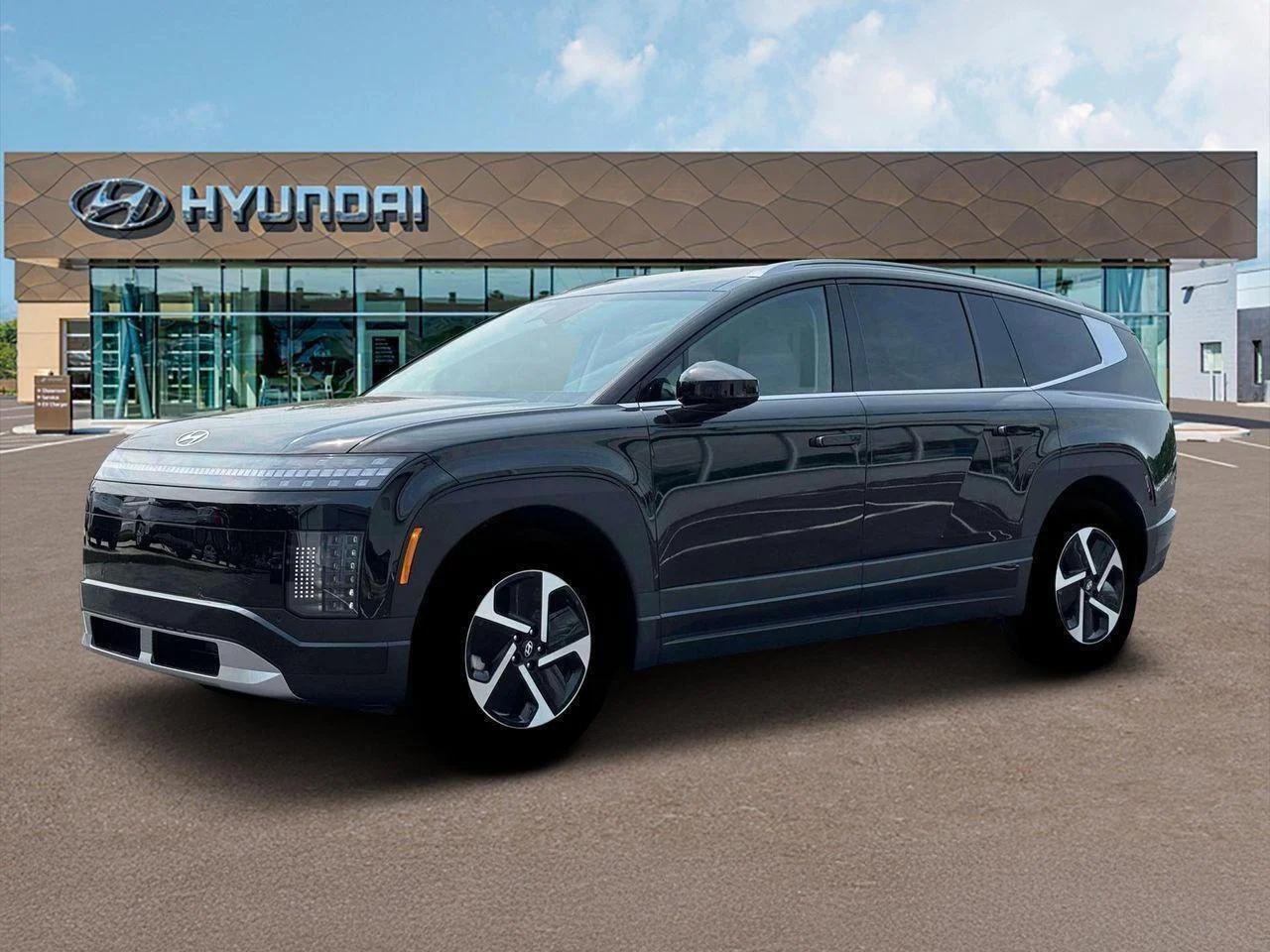 New 2026 Black Hyundai SE image 2