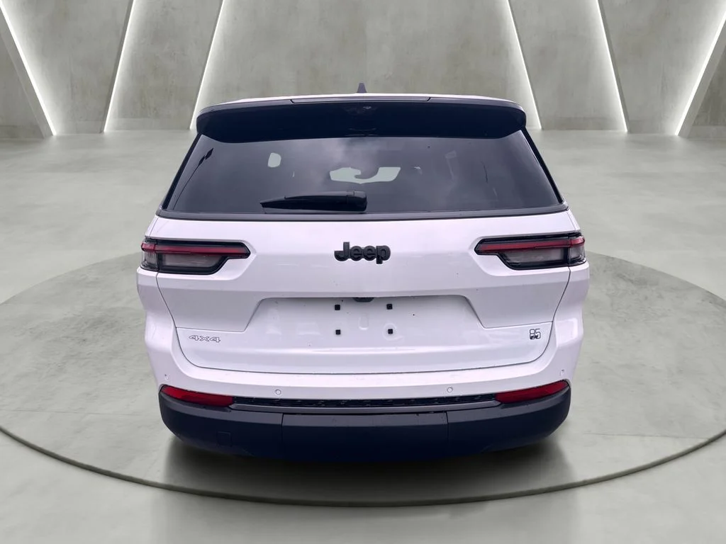 New 2026 Bright White Clearcoat Jeep  image 7