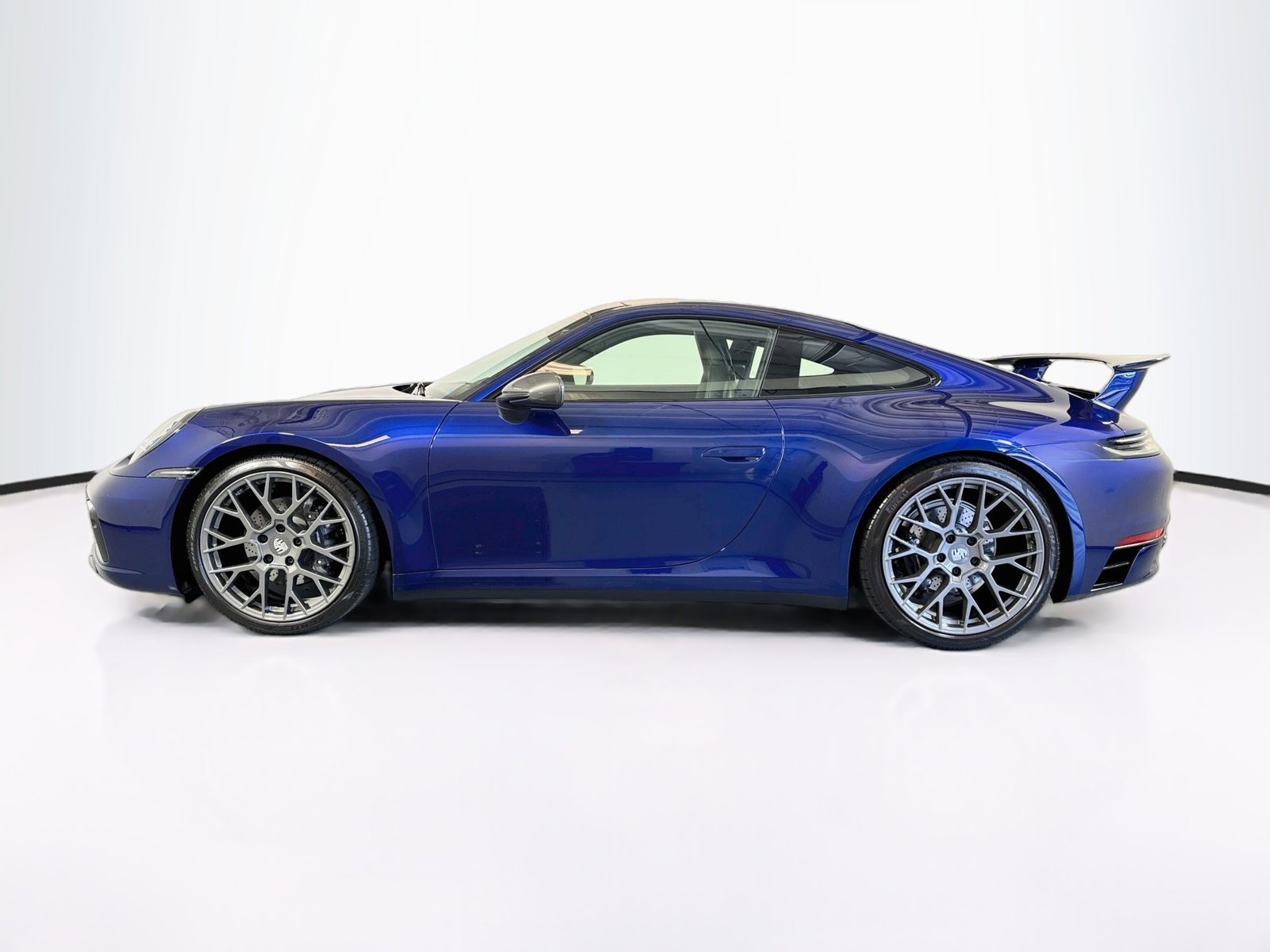 Used 2024 Gentian Blue Metallic Porsche Carrera T image 2