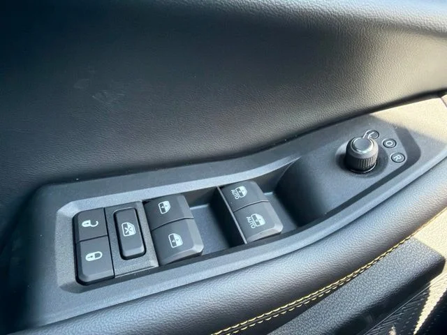New 2026 Black Jeep  image 23