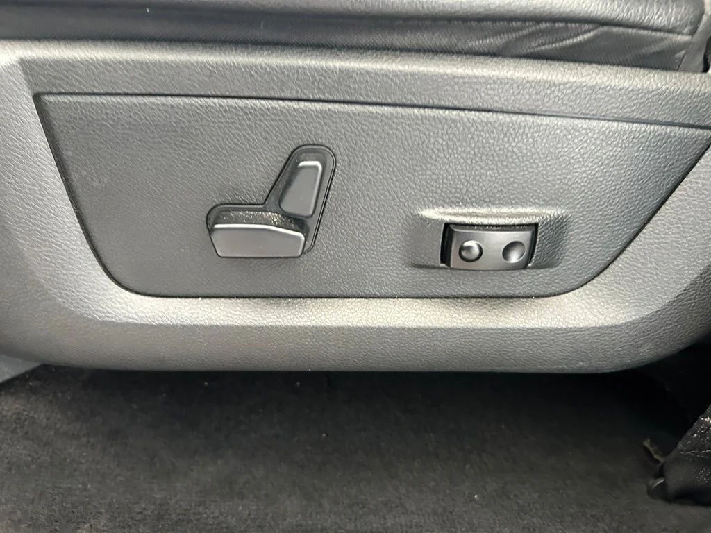 Used 2018 Red Ram Rebel image 45