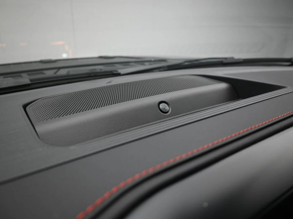 New 2025 Shelter Green Ford Raptor image 19