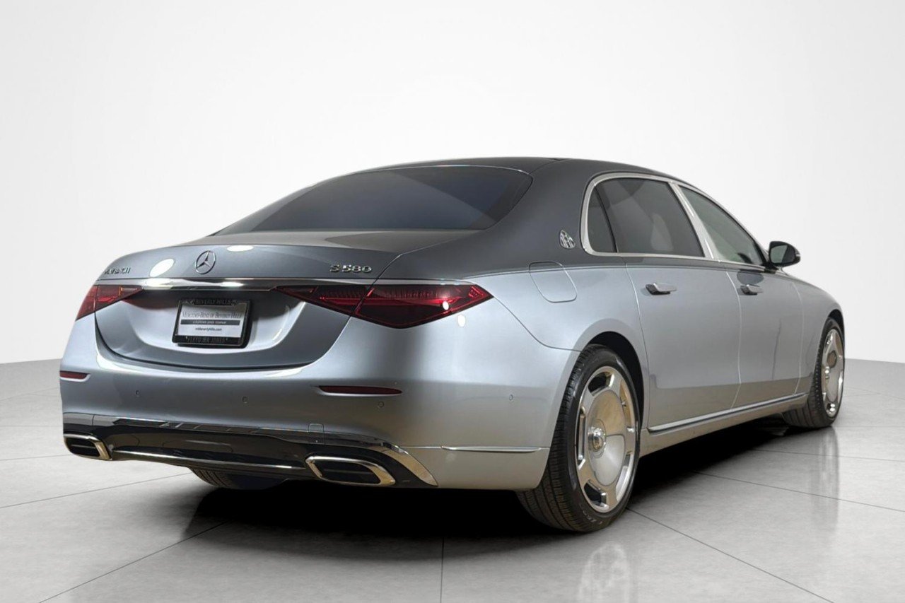 Certified Used 2024 Cirrus Silver Metallic Mercedes-Benz Maybach S 580 image 5