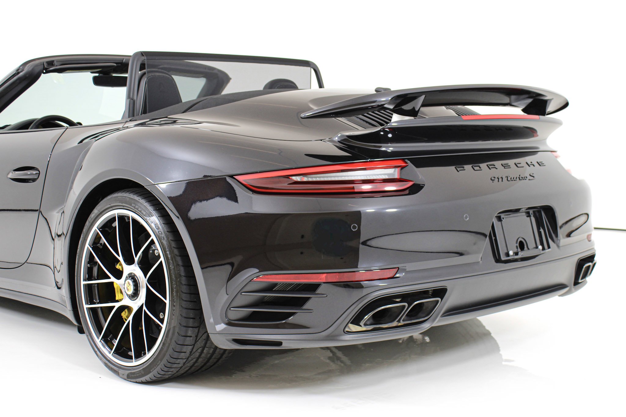 Used 2019 Black Porsche Turbo S Cabriolet image 27