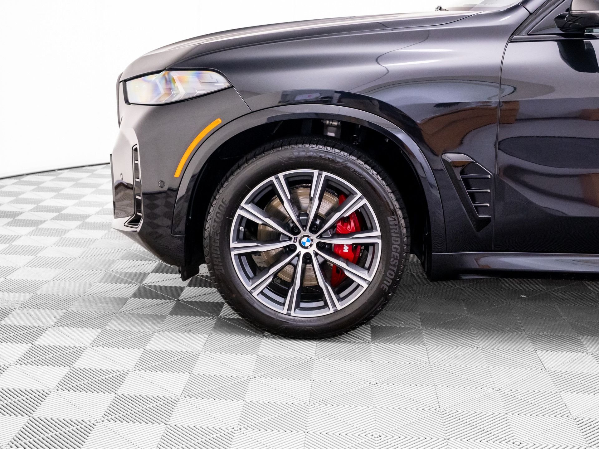 Certified Used 2024 Black Sapphire Metallic BMW xDrive40i image 35
