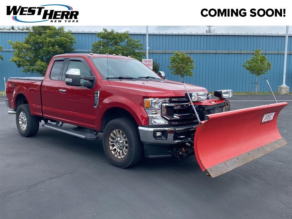Used 2020 Rapid Red Metallic Tinted Clearcoat Ford XLT image 1