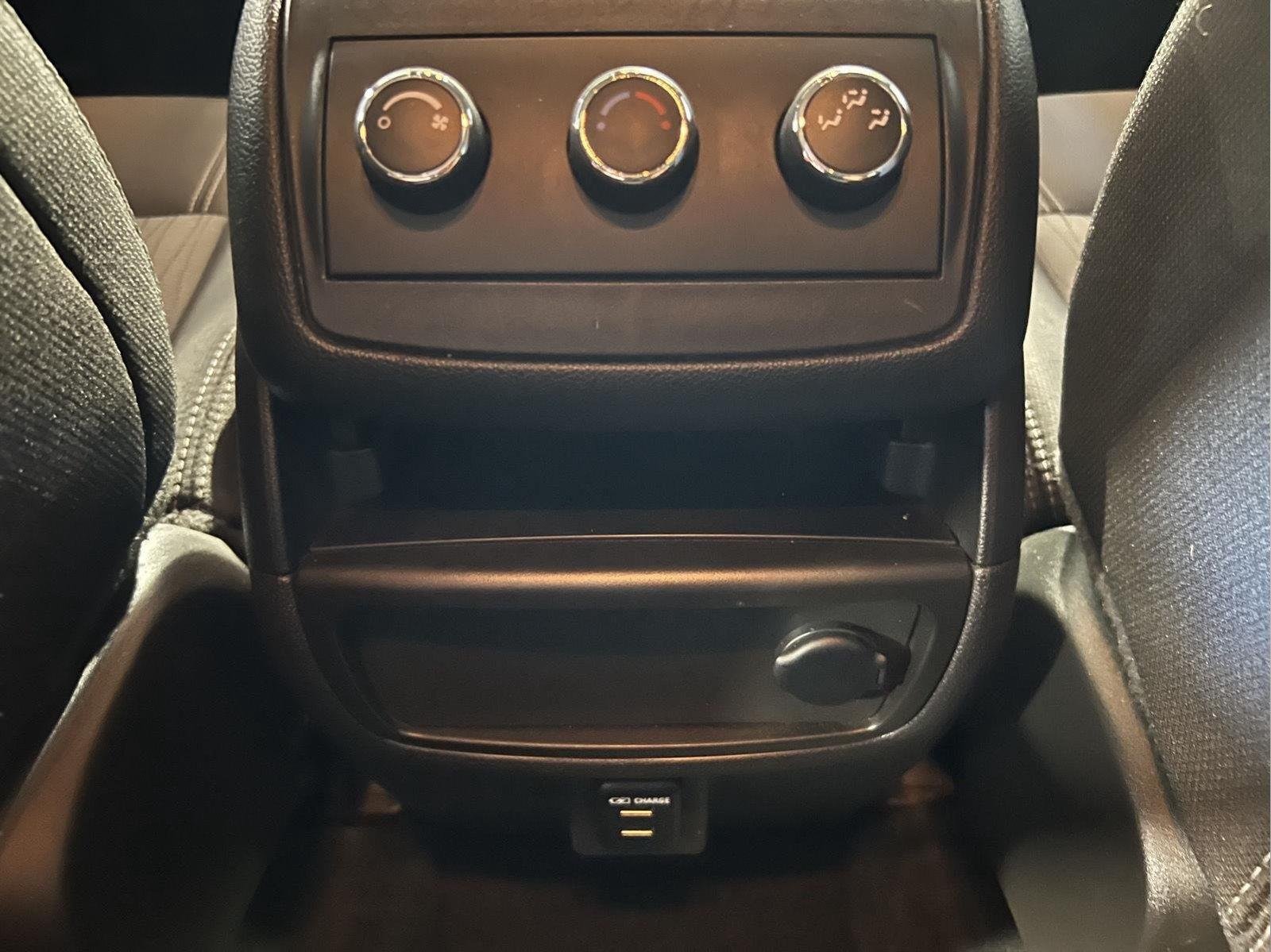 Used 2014 Black Granite Metallic Chevrolet LT image 22
