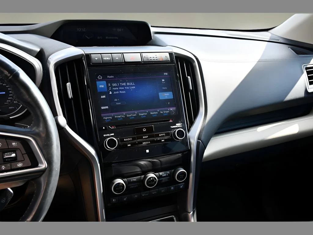 Used 2021 Ice Silver Metallic Subaru Touring image 21