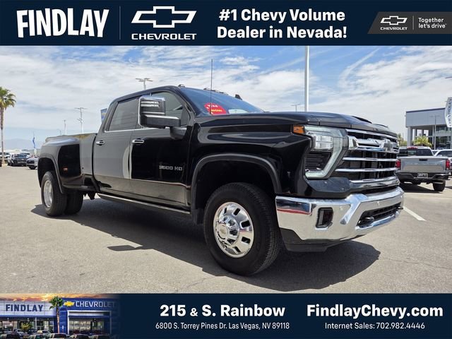 2025 Chevrolet Silverado HD LTZ 4WD Crew Cab Long Box DRW's photo