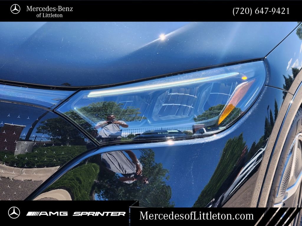 New 2026 Black Mercedes-Benz 320 SUV image 8