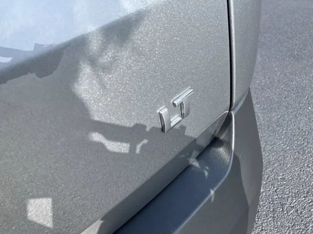 2023 Chevrolet Traverse 1LT - Photo 30