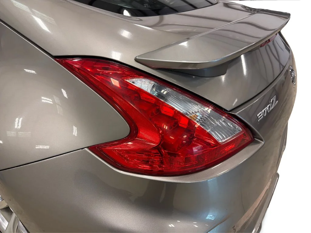 Used 2009 Gray Nissan Touring image 27
