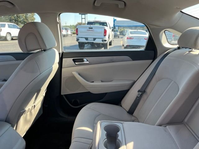 Used 2017 Gray Hyundai Base image 13