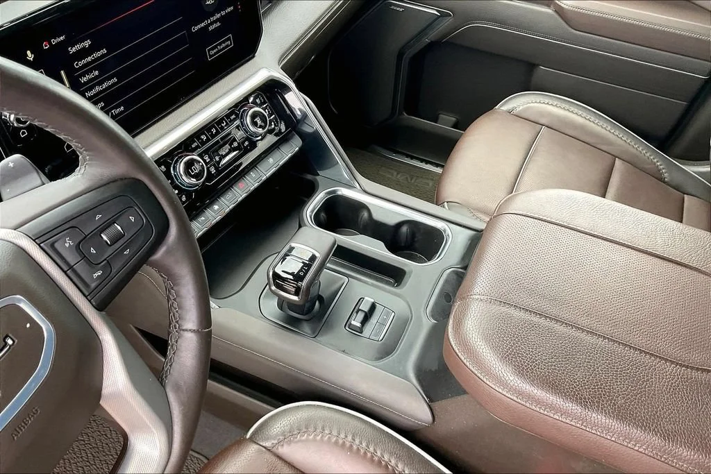 Used 2024 Downpour Metallic GMC Denali image 15