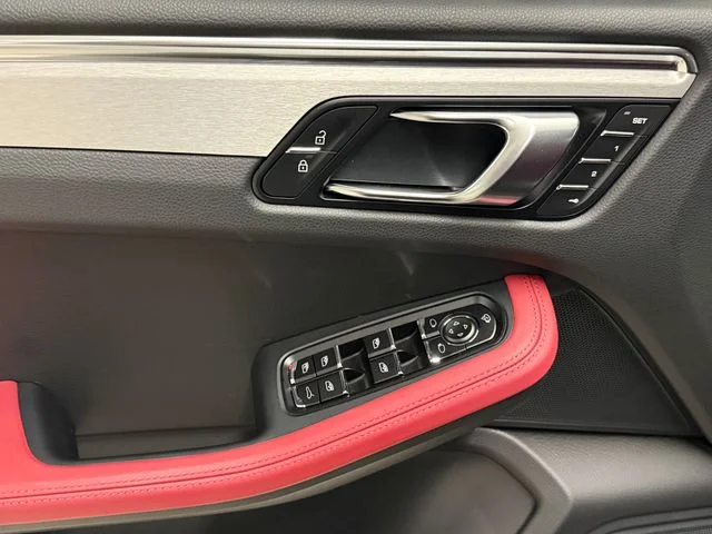 Certified Used 2026  Porsche  image 35
