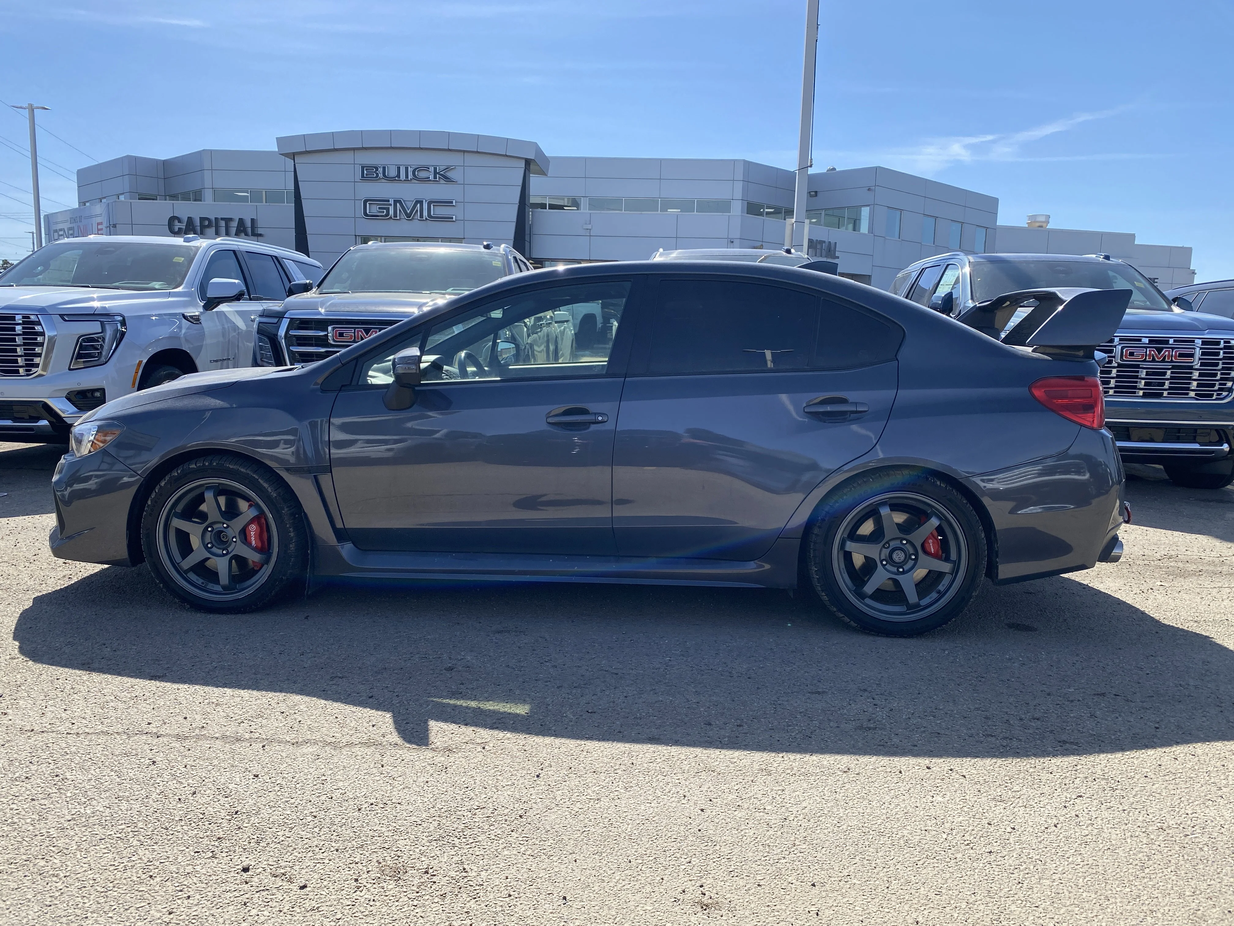 Used 2021 Gray Subaru Sport-tech * LEATHER * NAVIGATION * SUNROOF * image 2
