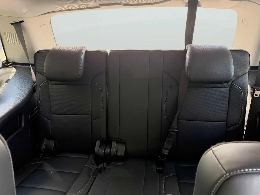 Used 2020 Silver Ice Metallic Chevrolet Premier image 16