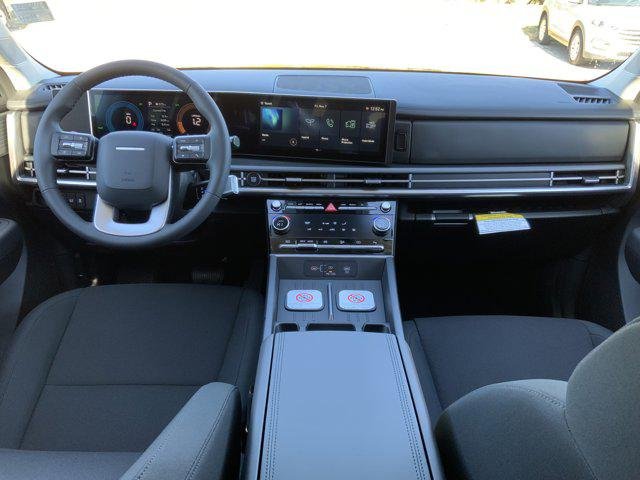 New 2026 Phantom Black Hyundai SE image 5