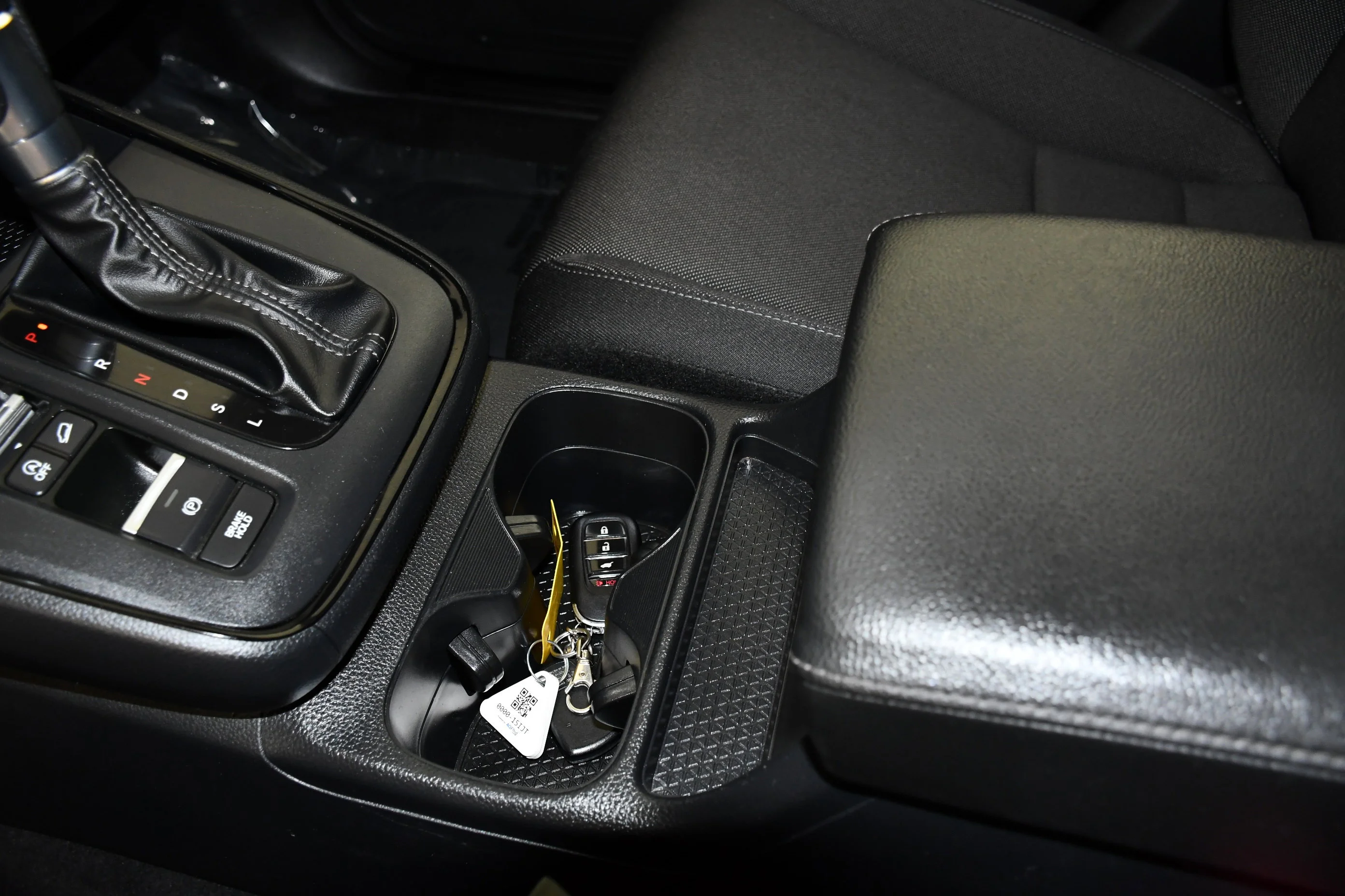 Used 2025 Solar Silver Metallic Honda LX image 30
