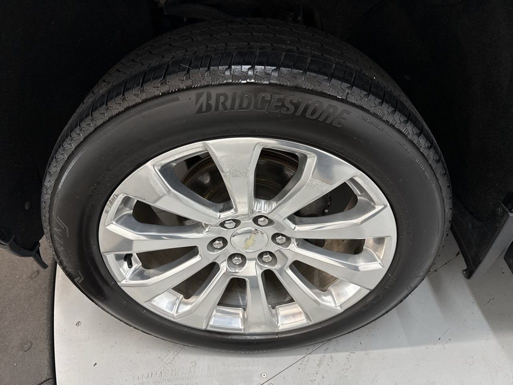 Used 2020 Black Chevrolet High Country image 34