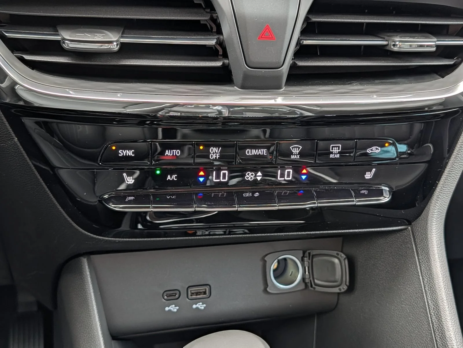 2026 Buick Encore GX Avenir - Photo 11