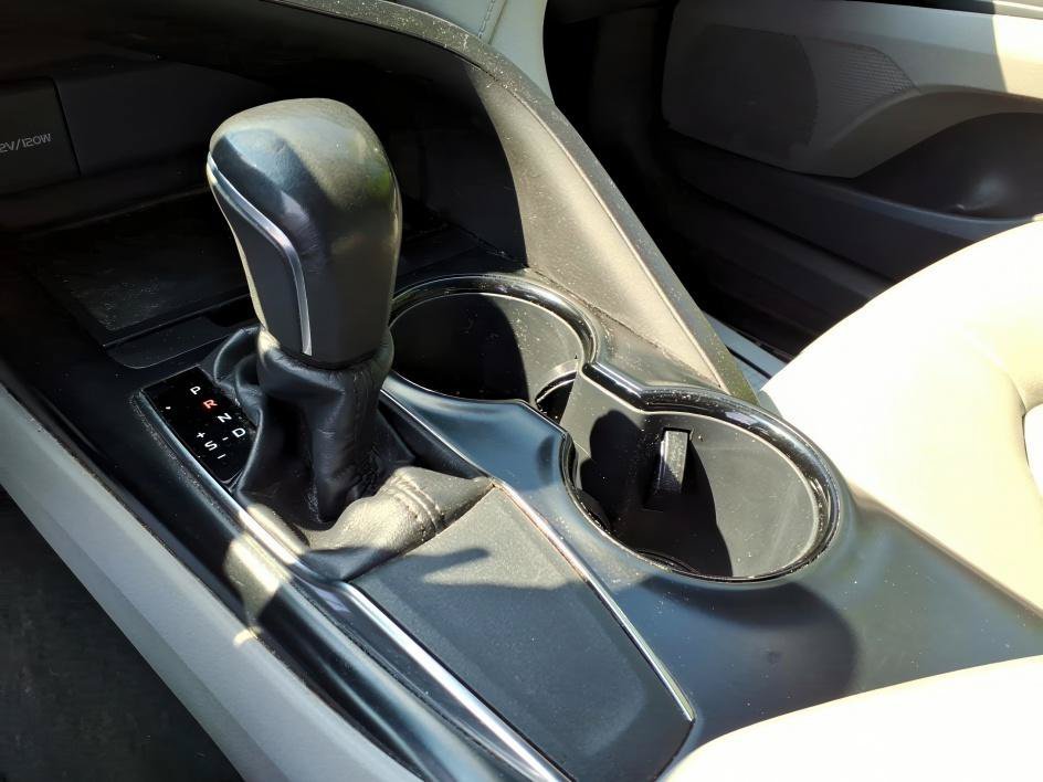 Used 2019 Galactic Aqua Mica Toyota SE image 20