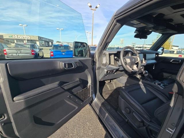 New 2025 Carbonized Gray Metallic Ford Badlands® image 46