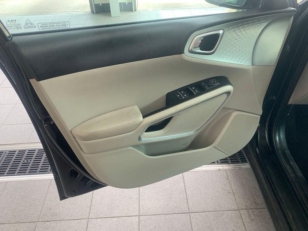 Used 2025 Black Kia LX image 11