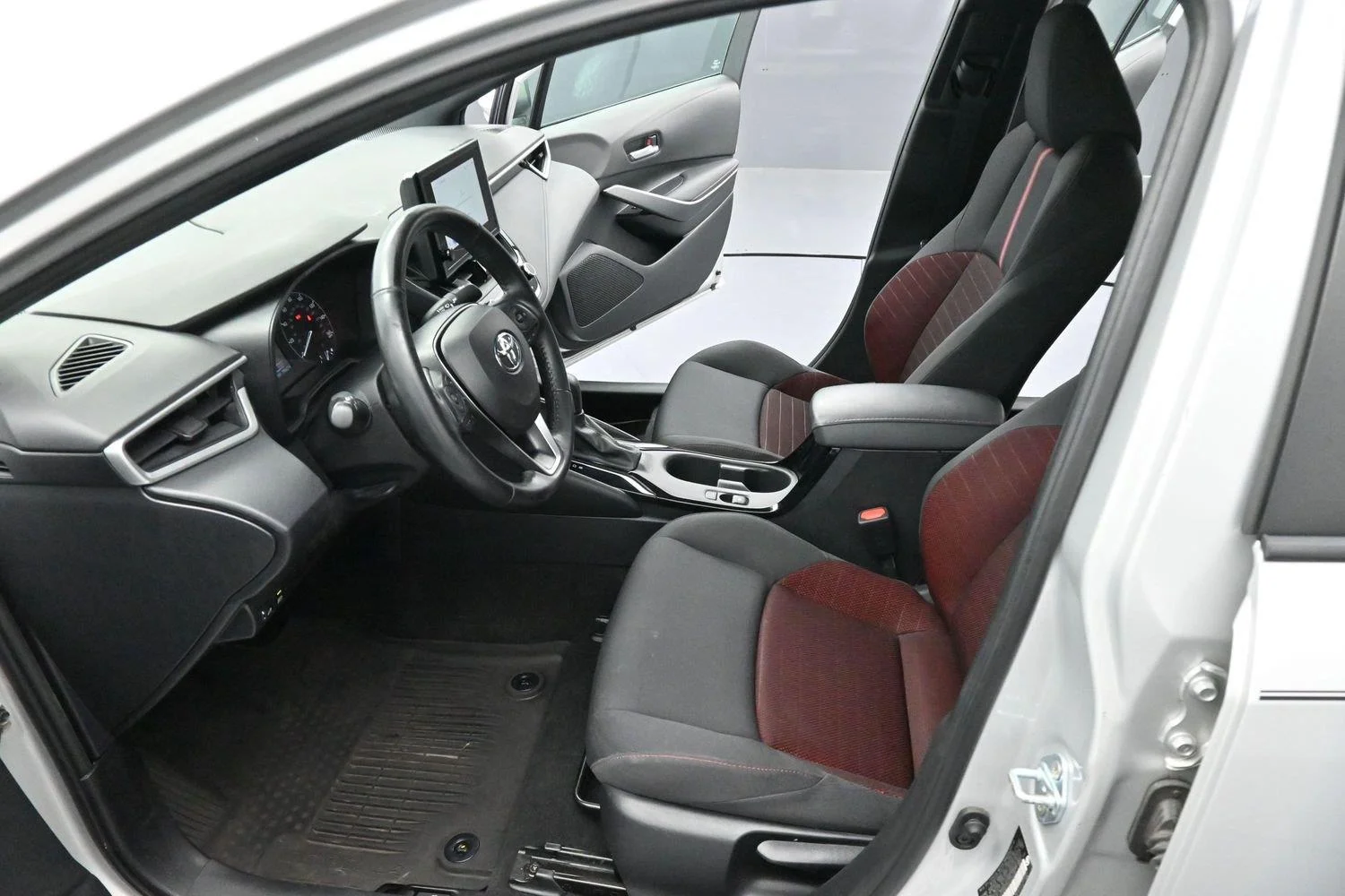 Used 2023 Silver Toyota SE image 11