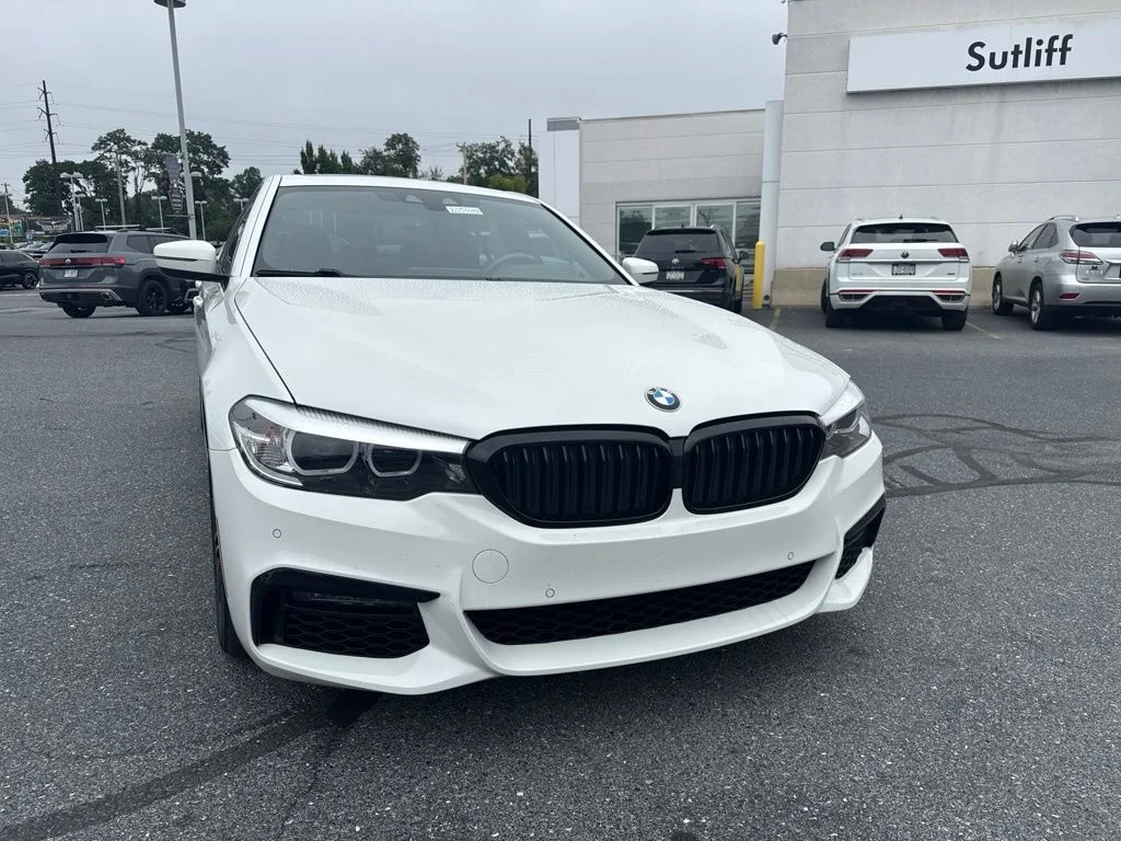 Used 2019 Alpine White BMW 540i xDrive image 5