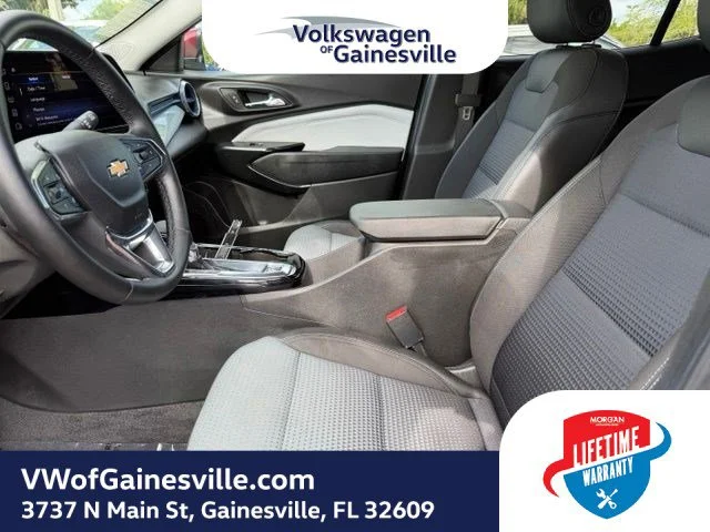 Used 2025 Crimson Metallic Chevrolet LT image 18